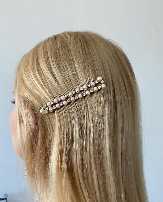 Hair clip with rhinestones and pearls