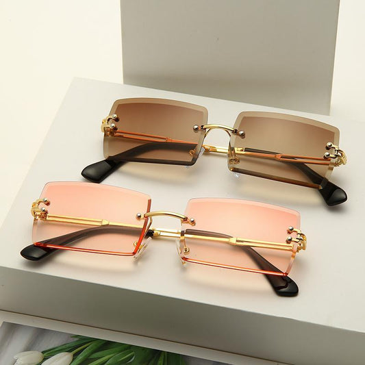 Sunglasses for women 90s inspired rectangular summer