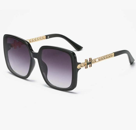 Large luxury sunglasses elegant style with ''H'' on the sides