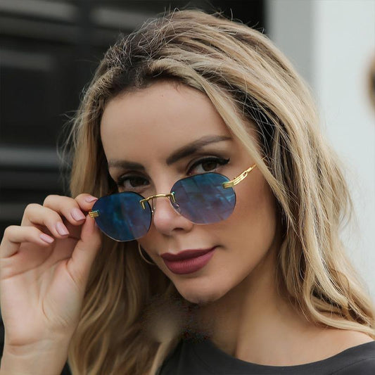 Trendy sunglasses for women summer 2022 spun temples gold