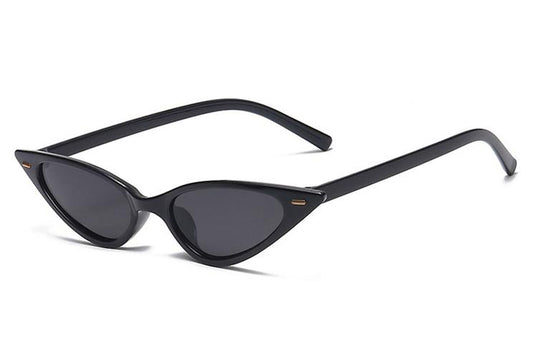 Narrow Pointed cat eye sunglasses triangle in black