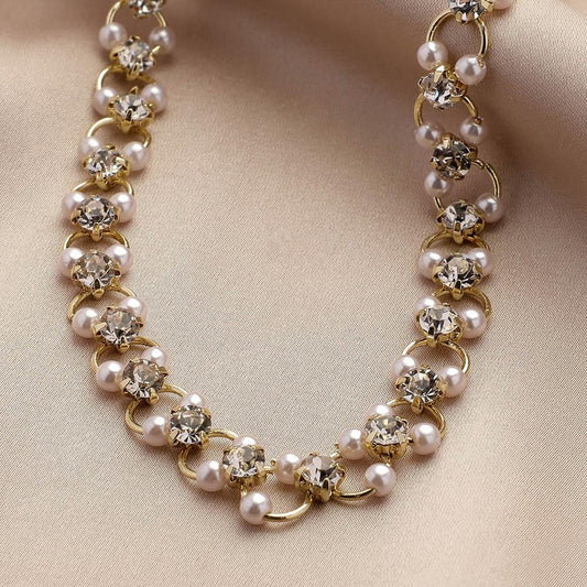 Statement necklace with pearls rhinestones beautiful luxury high class