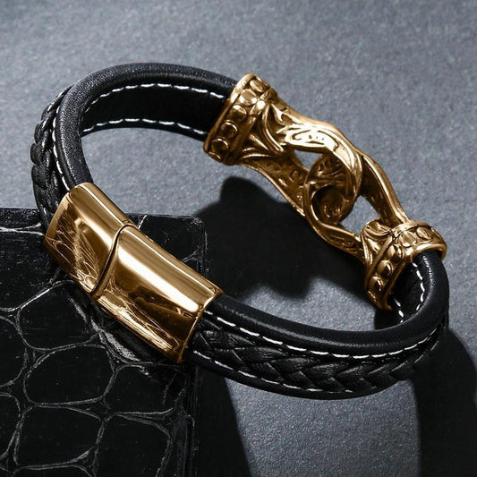 Bohemian extravagant bracelet with baroque leather decoration