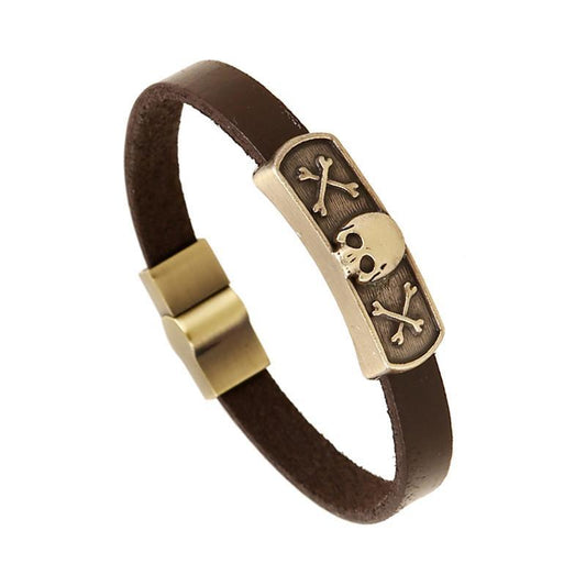 Brown bracelet in genuine leather with gold skull and magnet