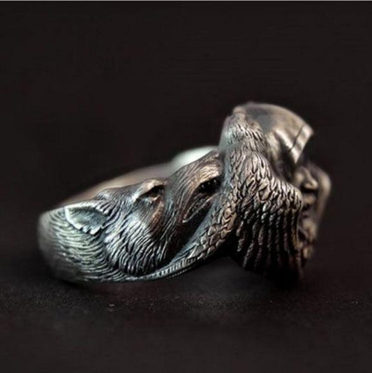 Cool ring med man och vargar i silver för män vintage