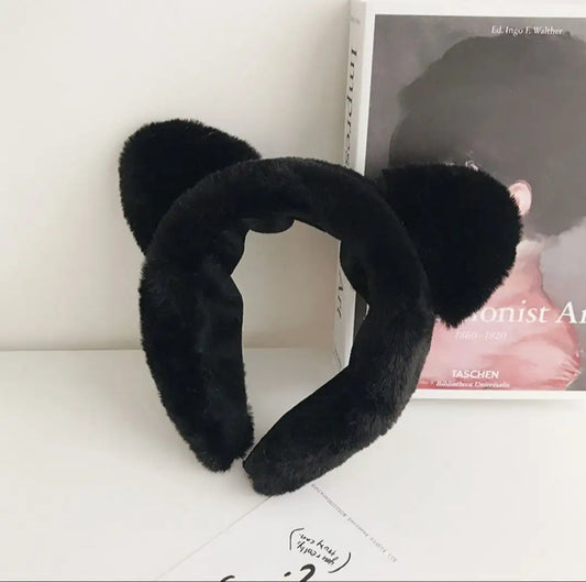 Fluffy diadem with fur and ears in white or black cat