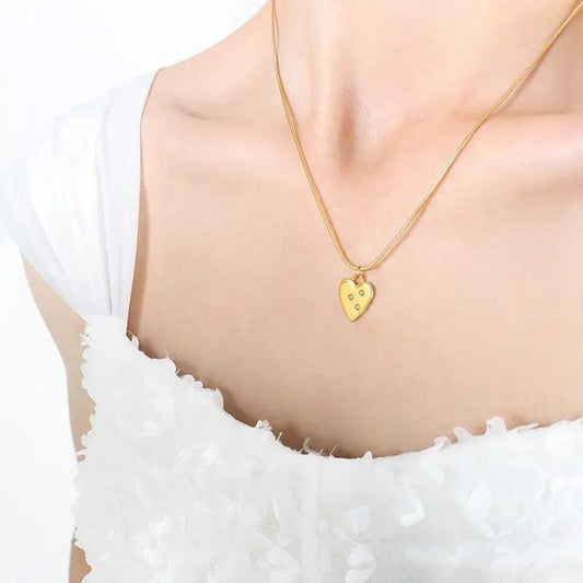 Necklace heart gold plated with crystals handmade with chain