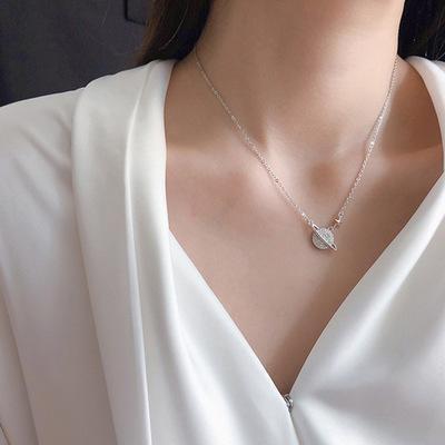 Necklace in 925 sterling silver with planet Saturn rhinestones