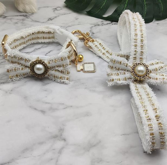 Necklace &amp; leash in lace and pearl luxurious sophisticated style