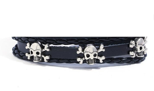 Handgjorda armband i autentisk läder svart döskalle
