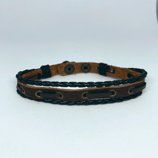 Handgjort armband för män äkta brunt läder flätat svart