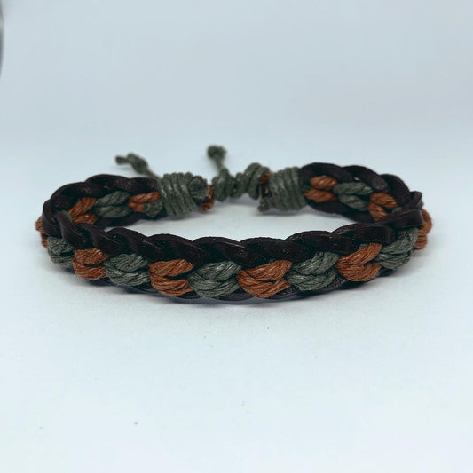 Handgjort armband för män äkta läder och färgade rep