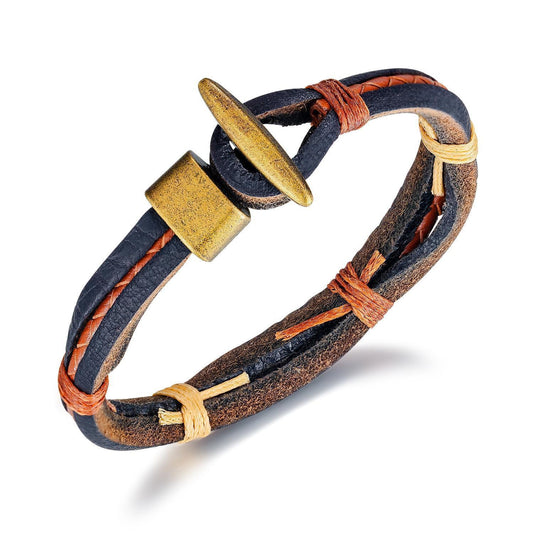 Handgjort armband i läder i autentisk stil