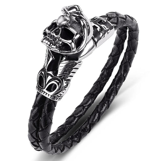 Handmade braided bracelet genuine leather with large skull in silver