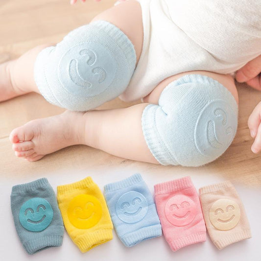 Knee pads for babies learning to crawl against pain and chafing!