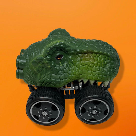 Leksaksbil med olika dinosaurier t-rex triceratops carnotaurus