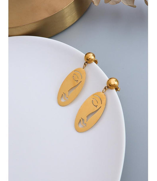 Noorzai Scandinavia - 18K gold plated earrings with line art motifs