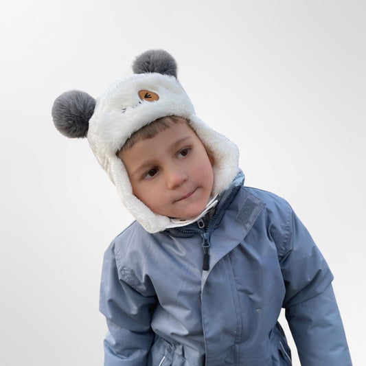 Incredibly soft, warm hat with foldable flaps in cotton and faux fur!