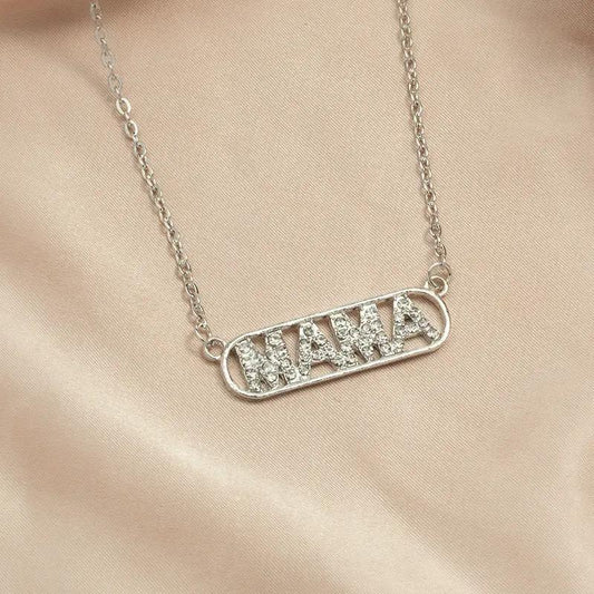 Silverfärgat halsband med ordet ''MAMA'' gåva till mamma strass