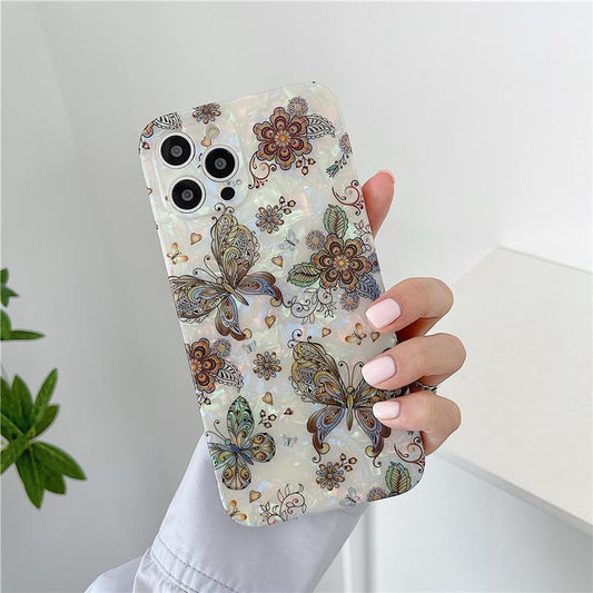 Skal iPhone 13, 13 Pro, 13 Pro Max fjäril blomma rosa pärlemor