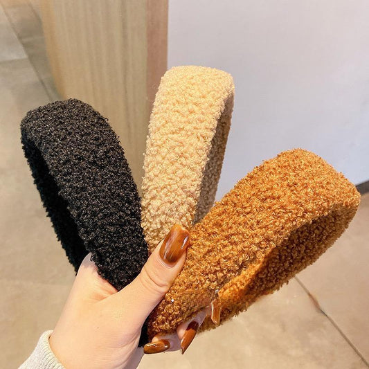 Skönt brett diadem med teddy material brun beige svart ull