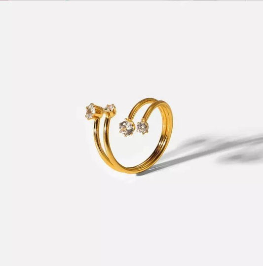 Unik Snurrad ring med diamanter förgylld justerbar