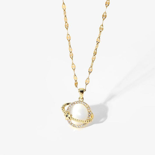 Vackert halsband planet Saturnus med strass diamanter sten