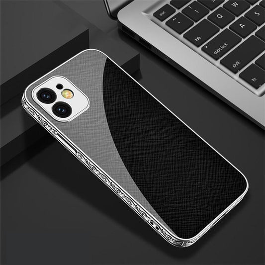 iPhone 13 Pro Max lyxigt glas-skal guld &amp; silver barock elegant svart