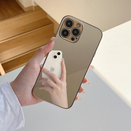 iPhone 13, Pro & Max skal med spegelglas och lyxiga gulddetaljer