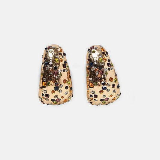 Earring in gold with colored stones