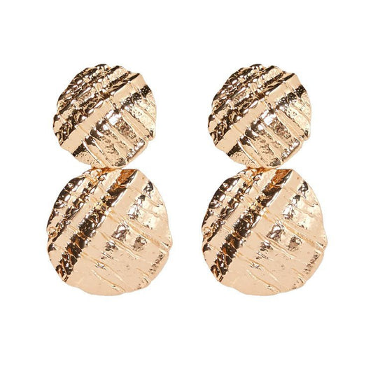 Earring with large plates