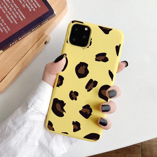 iPhone 12 &amp; 12 Pro Shell leopard pattern 3 colors yellow red pink