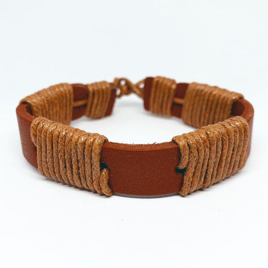 Brown/orange bracelet in genuine leather with strings